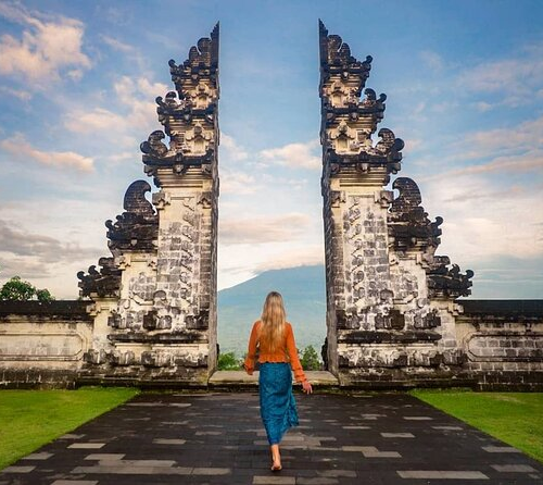 Bali: Gates of Heaven, Tirta Gangga & Tukad Cepung Private Tour